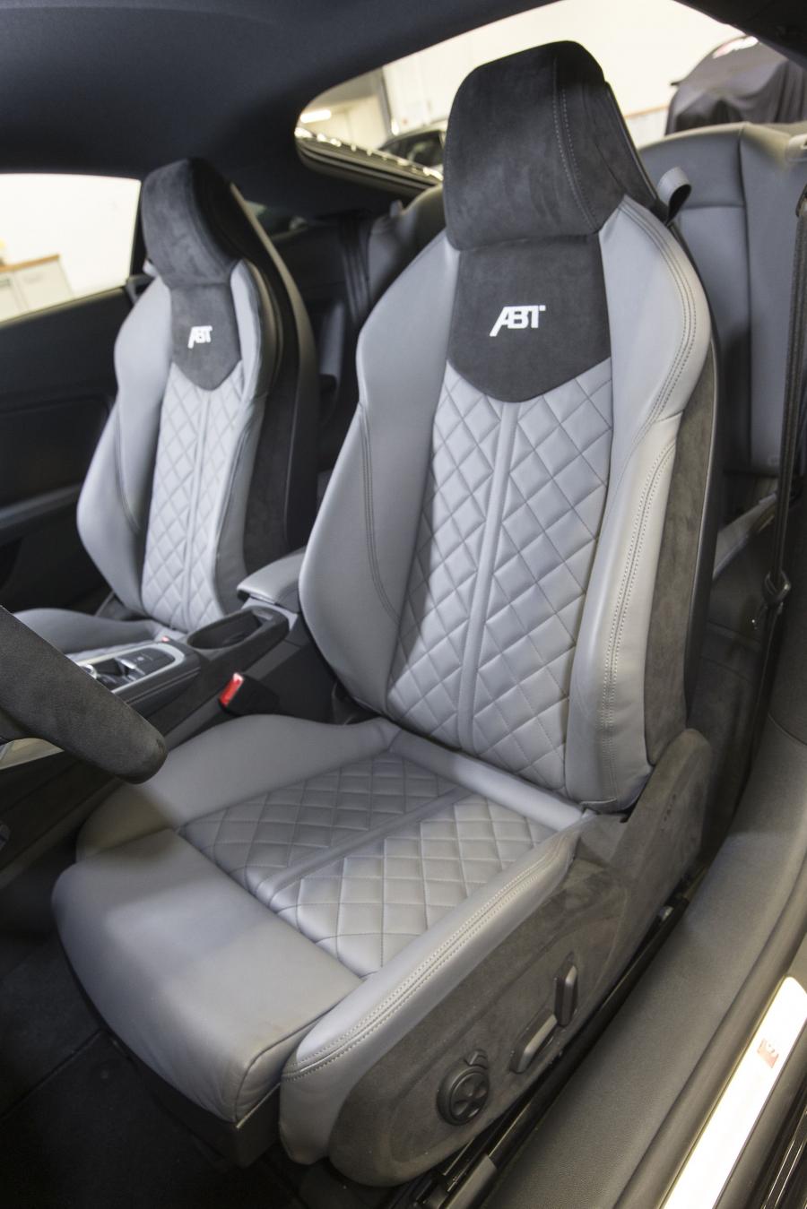 Интерьер Audi TT Coupe by ABT (8S) 2014 года  (фото 9 из 11)